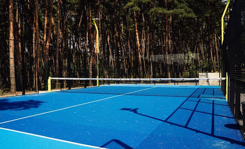 ჯიპადელი წყნეთში | პადელის კორტები • GPadel In Tskneti